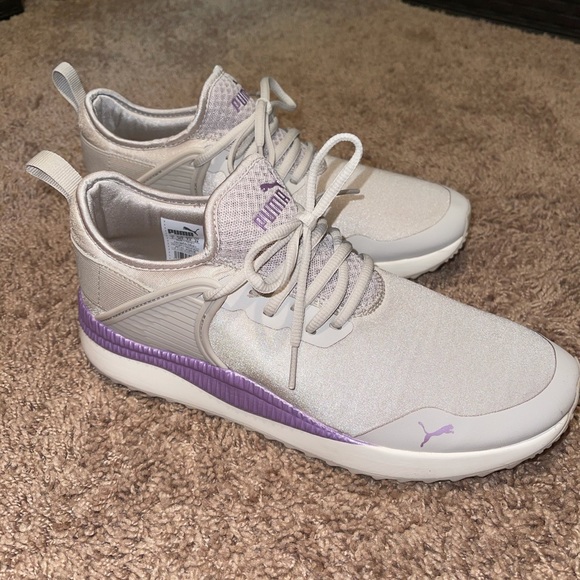 Puma sneakers! - Picture 5 of 5